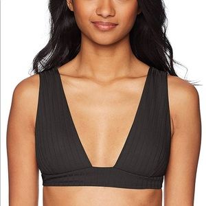 Brand new Reef Unity Wide Halter Bikini 👙 Top